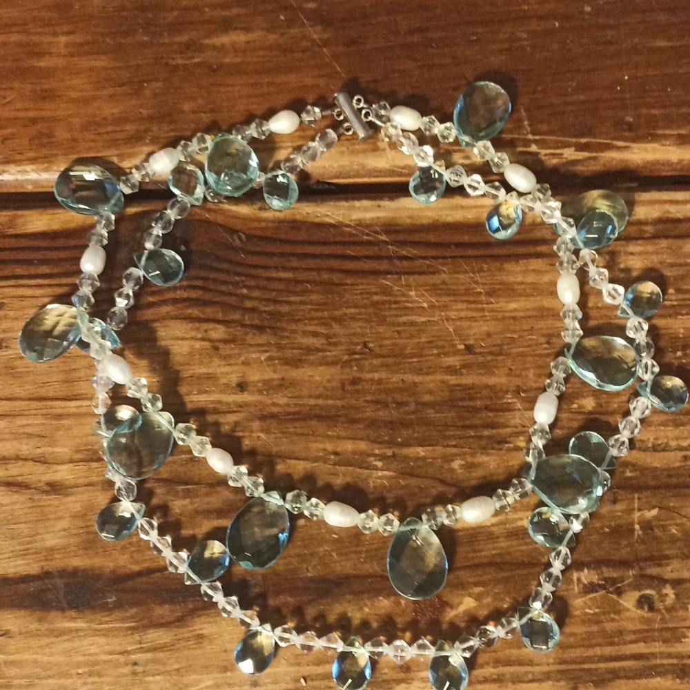 Bead necklace